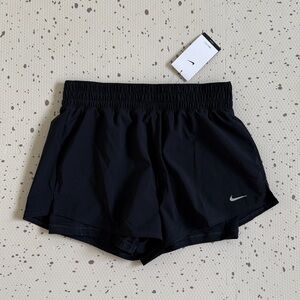💘 NIKE - DRI-FIT 2-IN-1 SHORTS
